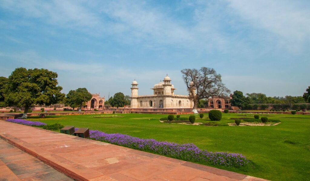  Itimad-ud-Daulah — The Baby Taj