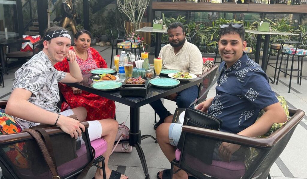 Luxury hotels in Delhi Agra Jaipur with premium interior and dining experience