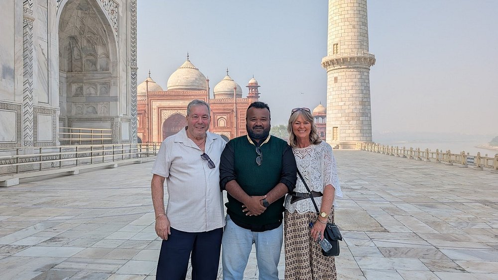 Taj Tour with guide